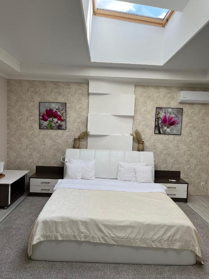 Elite Hotel Balti Luaran gambar