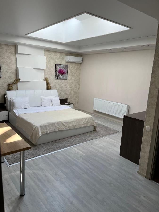 Elite Hotel Balti Luaran gambar