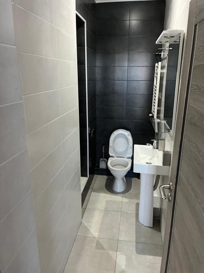 Elite Hotel Balti Luaran gambar