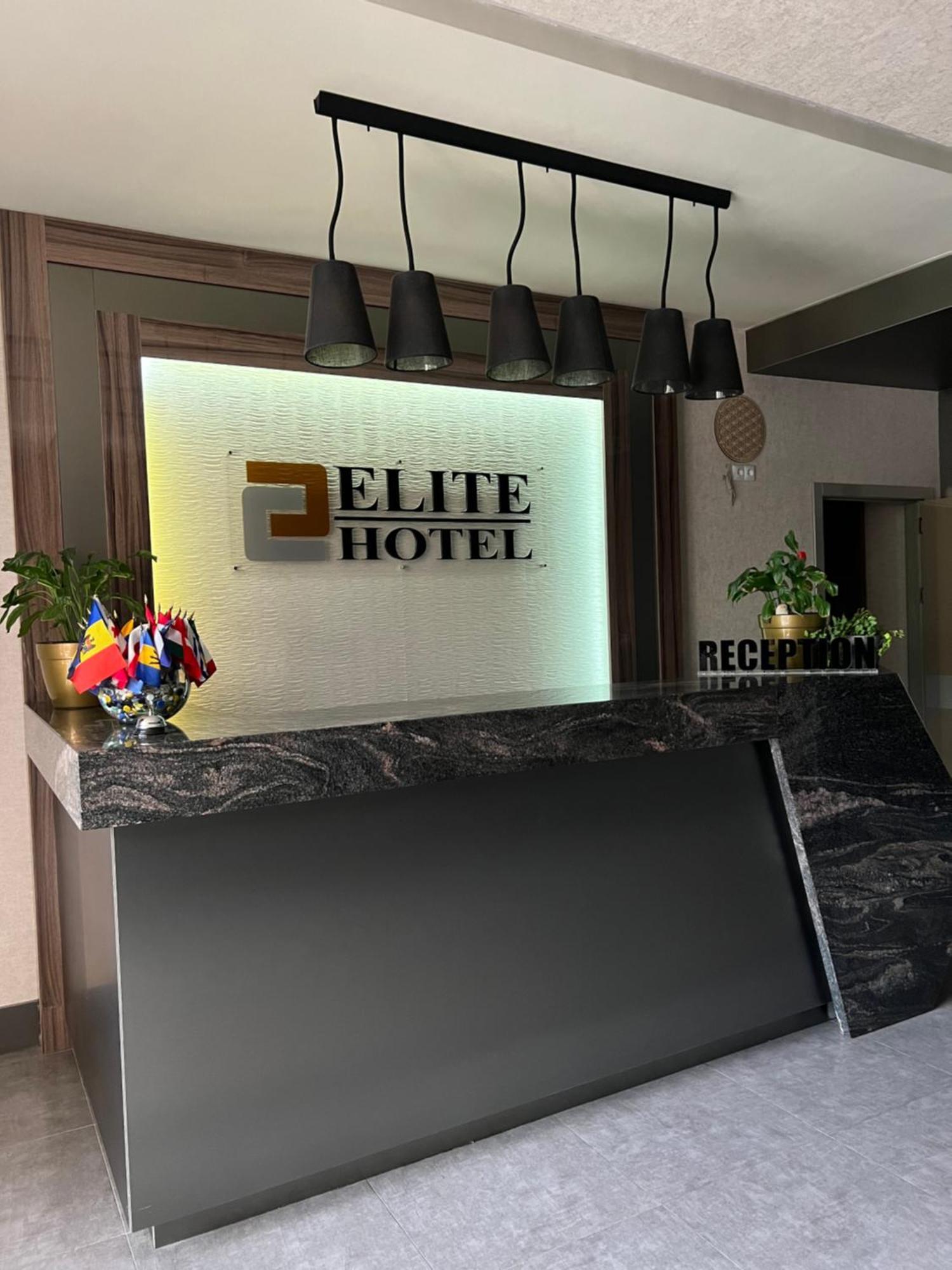 Elite Hotel Balti Luaran gambar