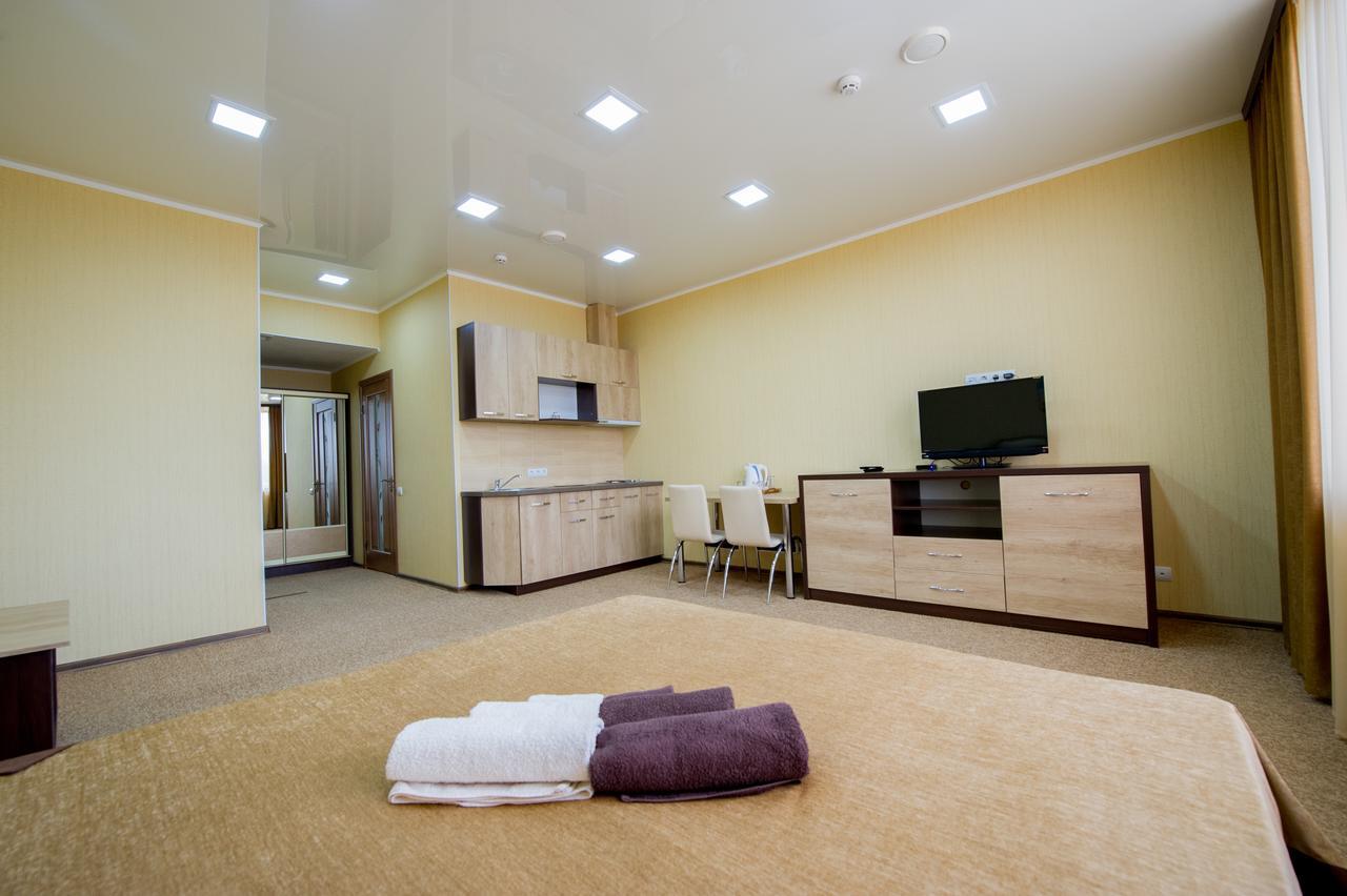 Elite Hotel Balti Luaran gambar