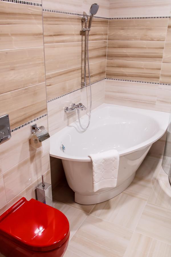 Elite Hotel Balti Luaran gambar