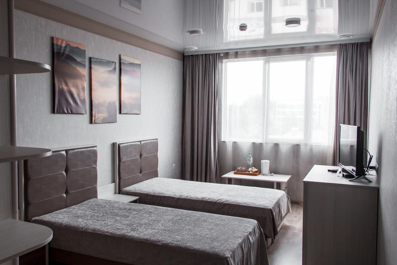 Elite Hotel Balti Luaran gambar